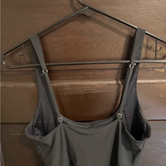 Classic Black Sleeveless Athletic Mini Dress - Picture 3 of 5